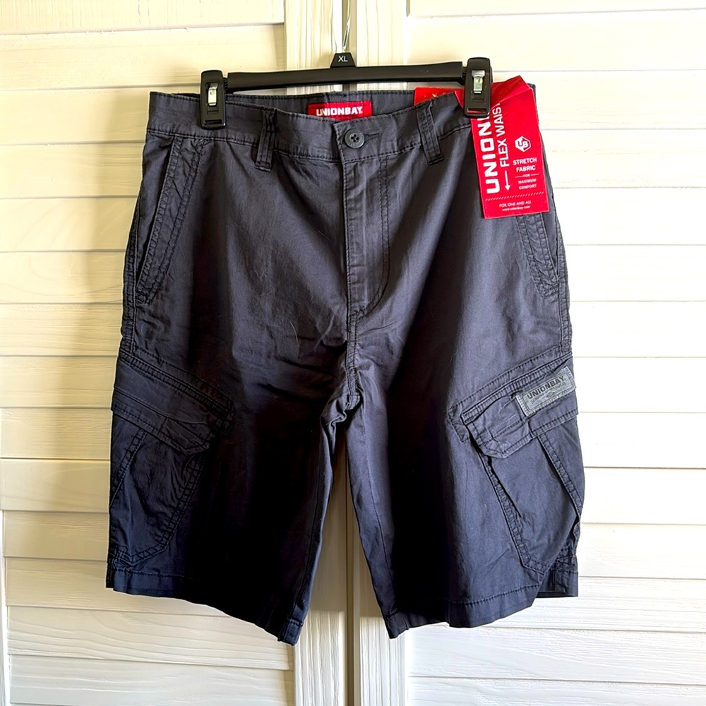 Union Bay cargo shorts. New with tags.